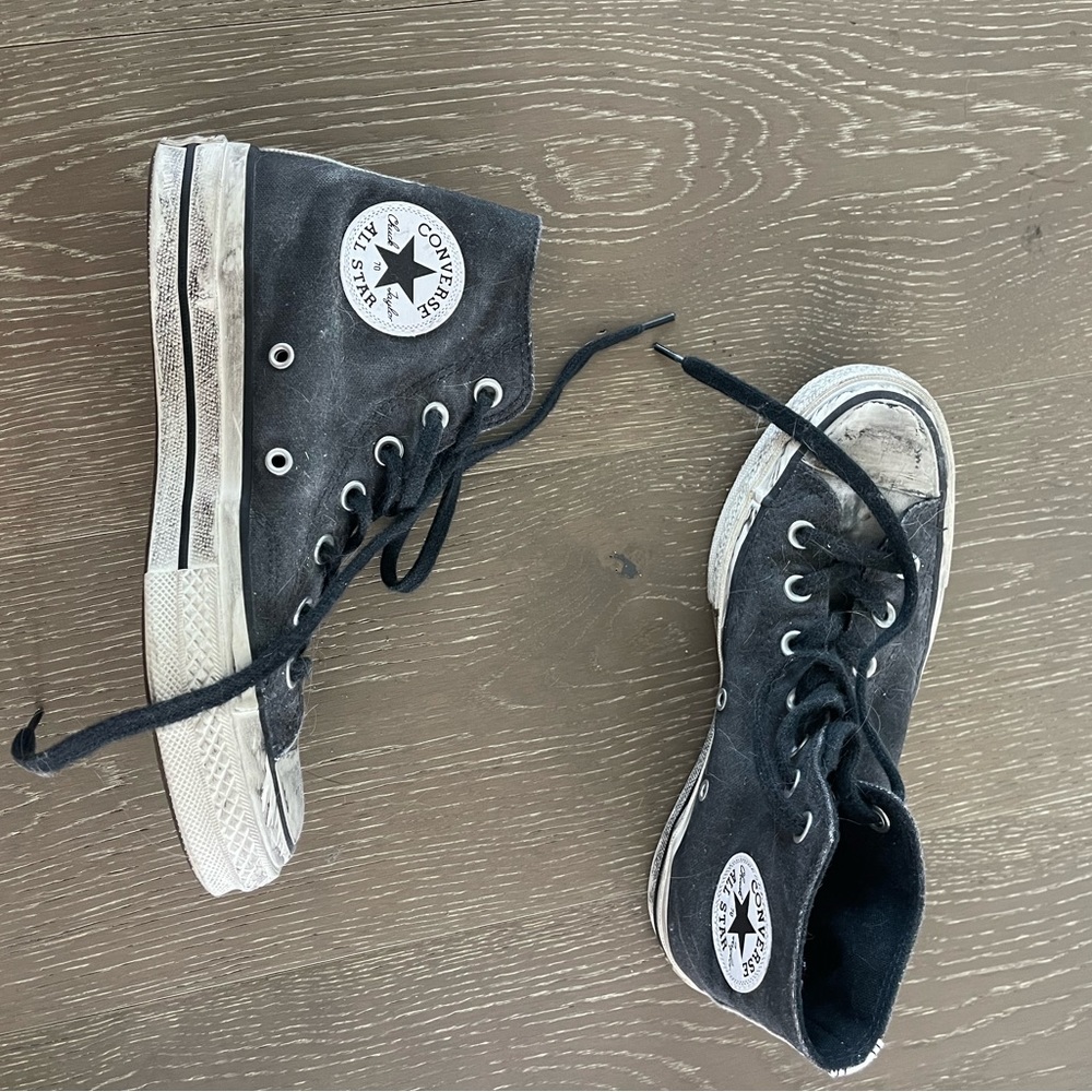 Converse - Picture 3 of 3